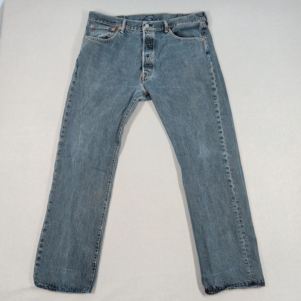 Levi's 501 Jeans Mens 38x32 Blue Original Fit Button‎ Fly Straight Leg Denim